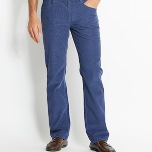 Vineyard Vine NWT chords. Classic fit 5 pocket